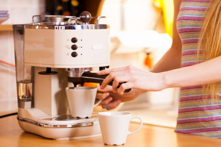 Comment entretenir votre machine à café avec broyeur ?