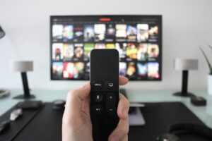 Arrestation IPTV 2024 : Sécurisez-vous avec NordVPN en tant qu’utilisateur IPTV illégal