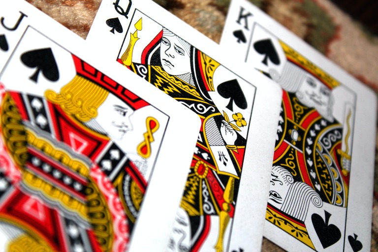 Le Poker dévoilé : Comment s’imposer sur le tapis vert ?